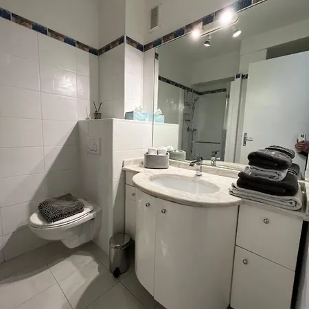 Du Casino Apartmán *